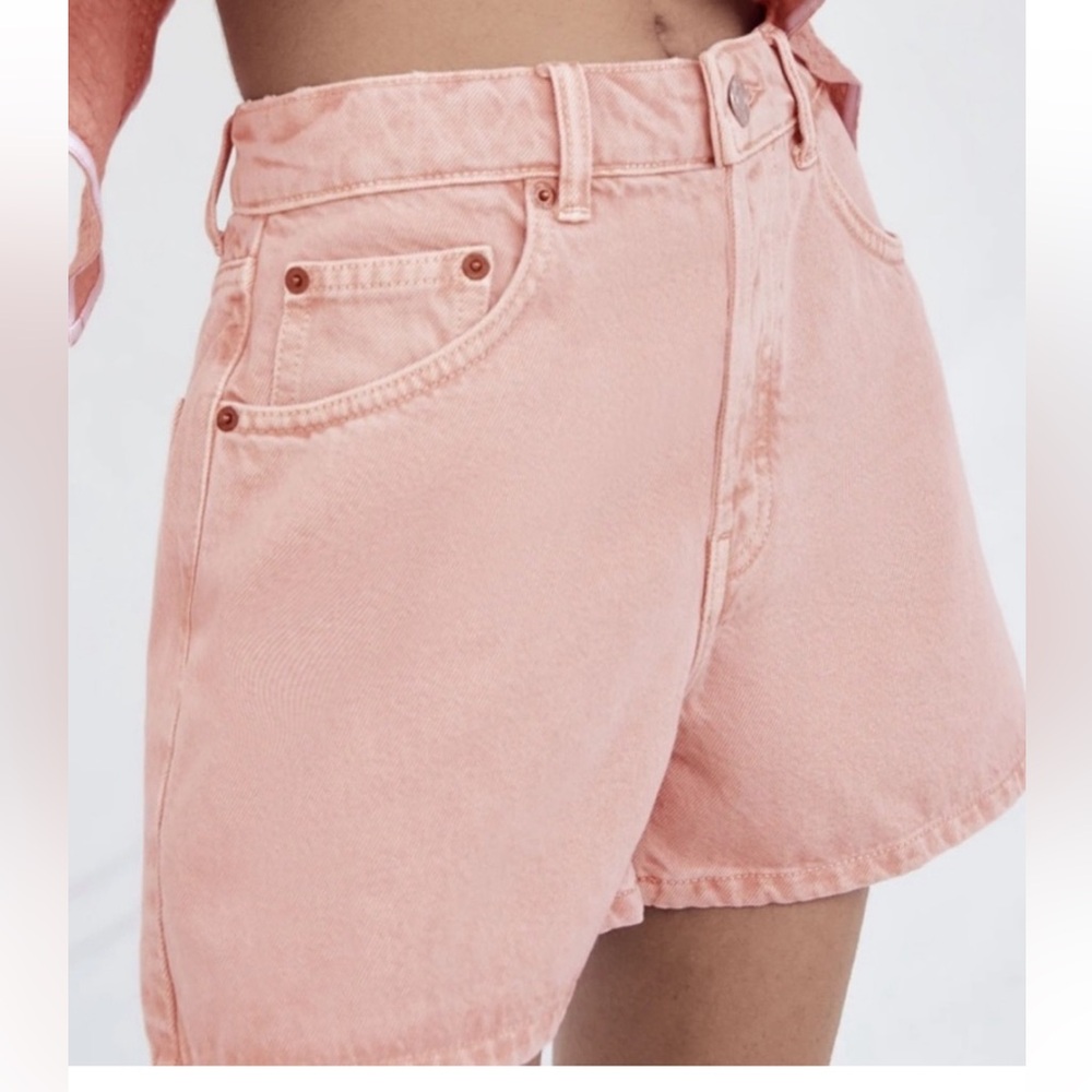 Zara | high rise denim shorts